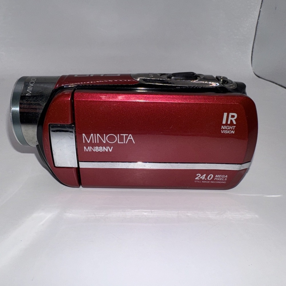 UsedMinolta MN88V 24MP/1080p HD IR Night Vision Digital Camcorder w/ 16GB Parts